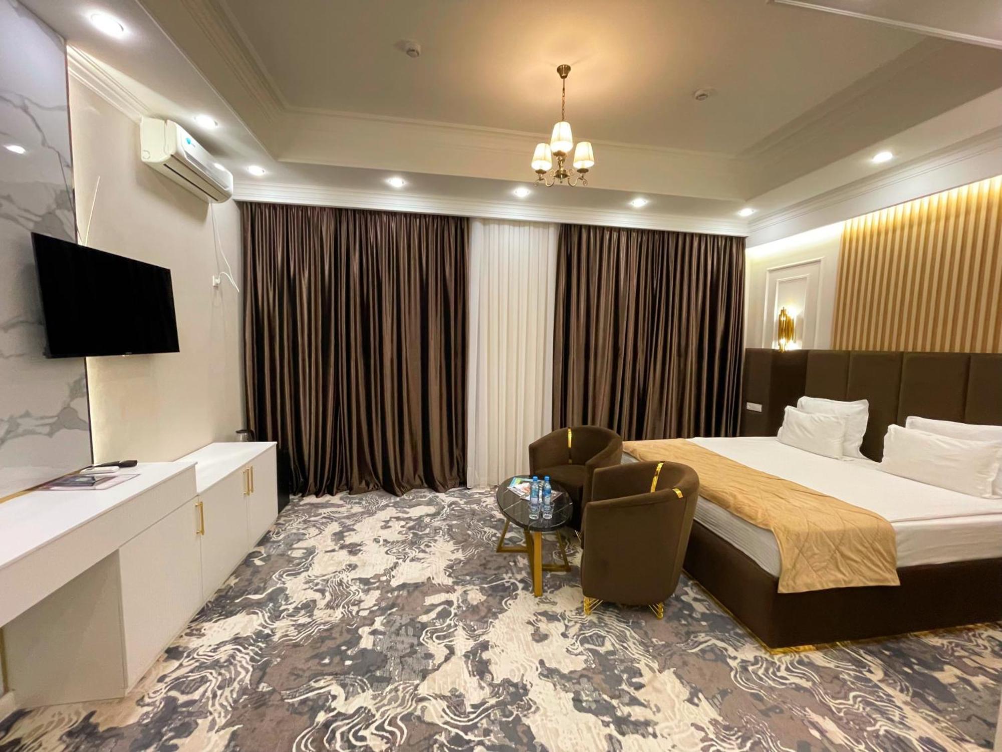 Hotel Jasmine Taraz Zewnętrze zdjęcie