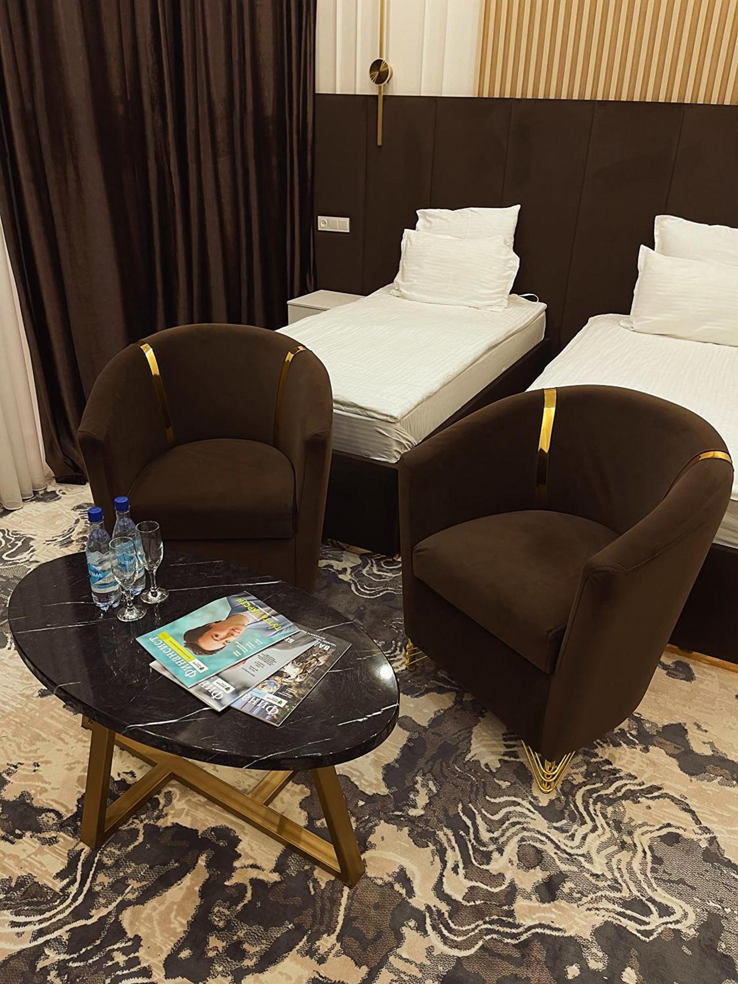 Hotel Jasmine Taraz Zewnętrze zdjęcie