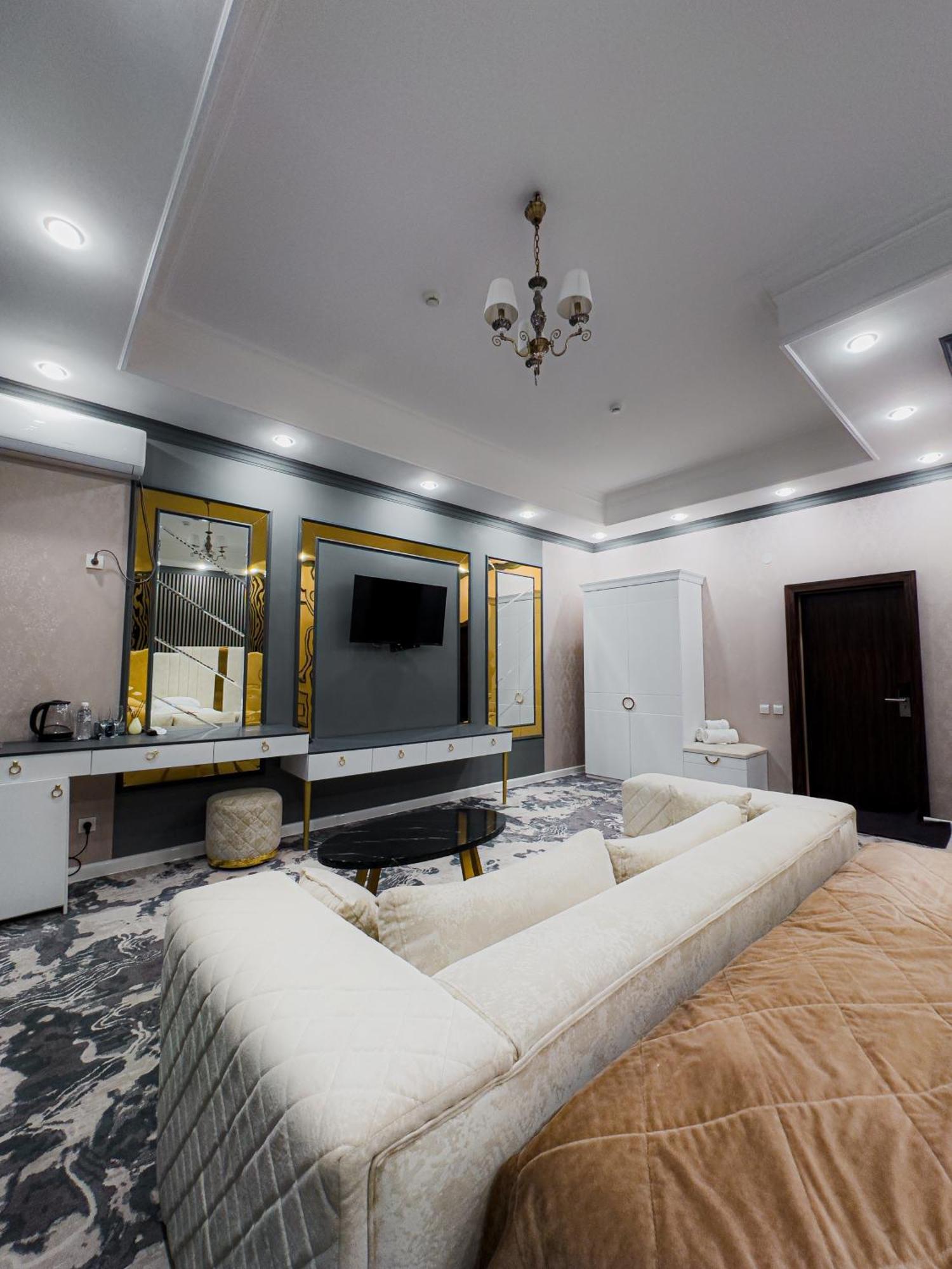 Hotel Jasmine Taraz Zewnętrze zdjęcie