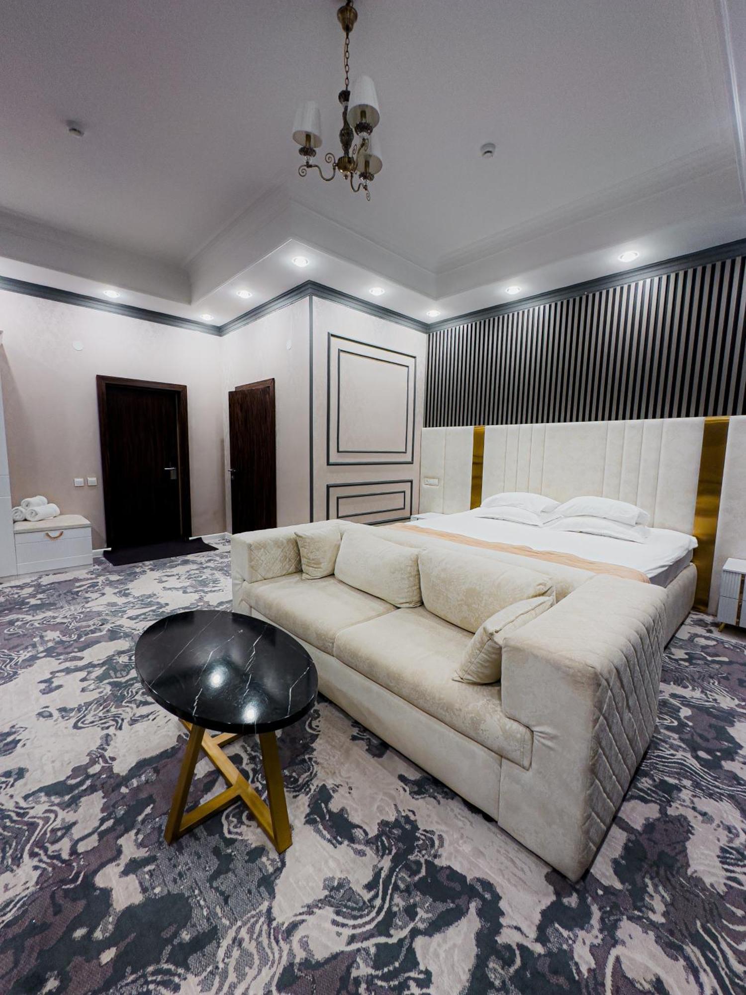 Hotel Jasmine Taraz Zewnętrze zdjęcie